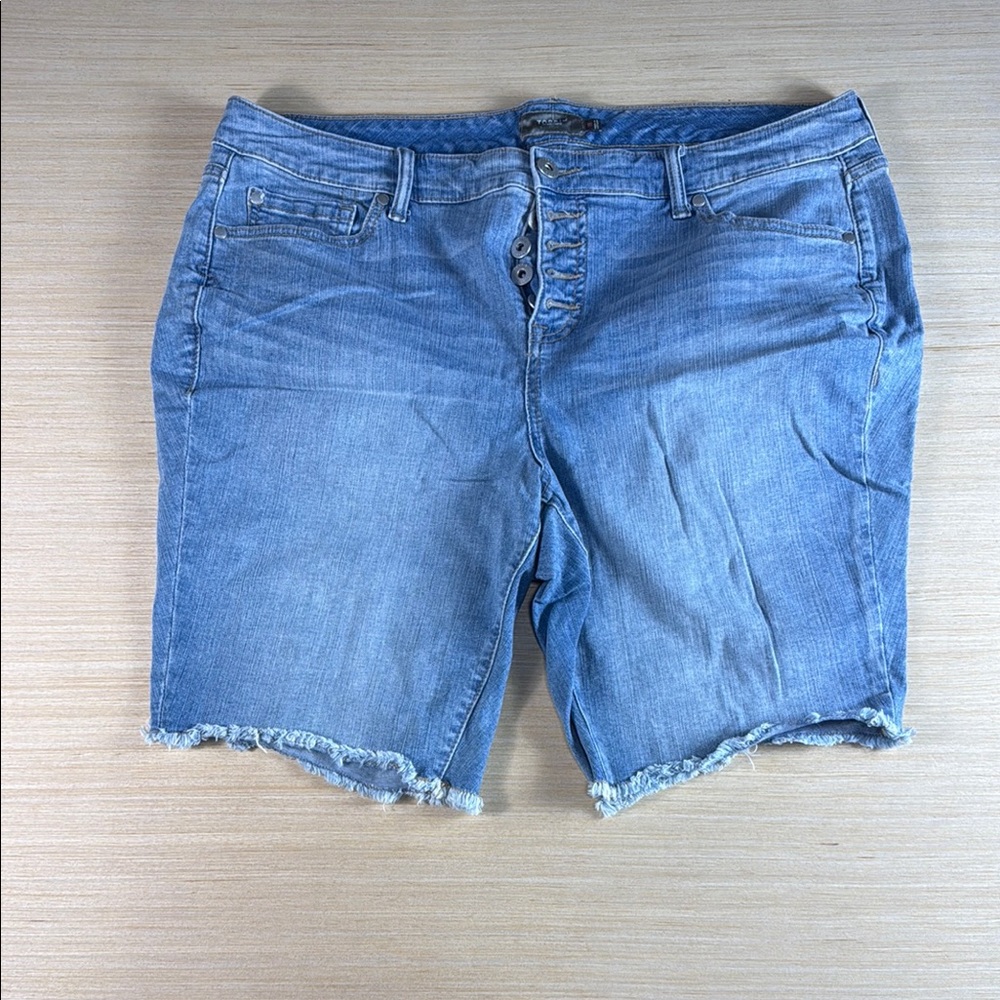 Torrid Light Blue Frayed Hem Jean‎ Shorts